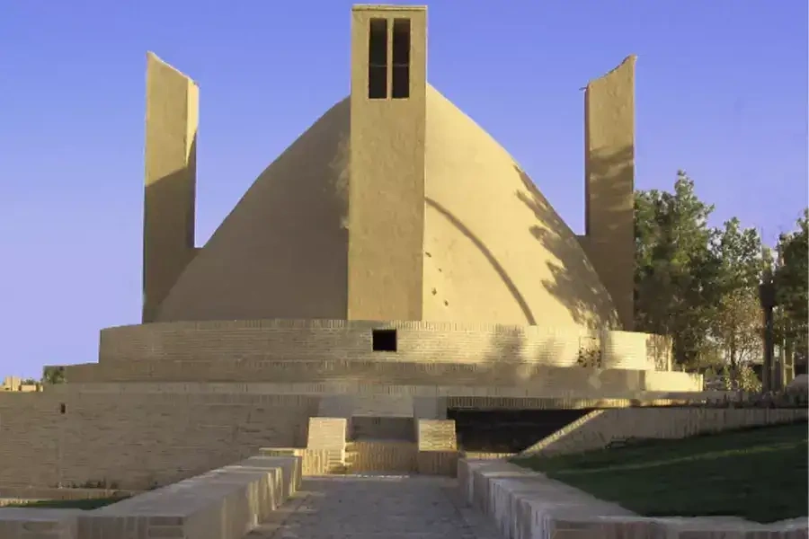 هر آنچه درباره سفر به یزد باید بدانیم | آثار تاریخی شهر یزد