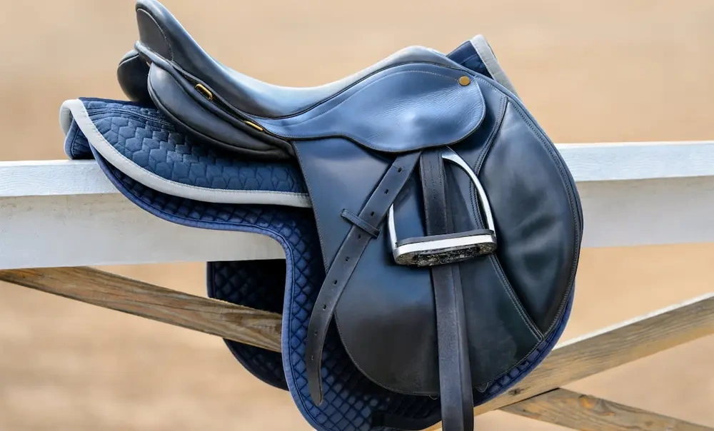 4. زین شکاری (Hunting Saddle) | انواع زین اسب