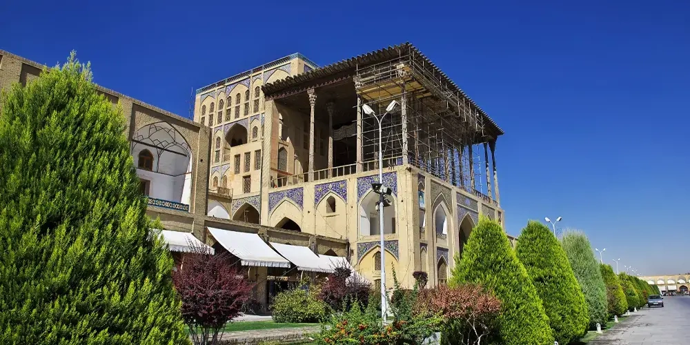 کاخ چهل ستون  | سفر به اصفهان