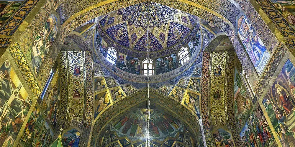 معرفی کلیساهای اصفهان | سفر به اصفهان