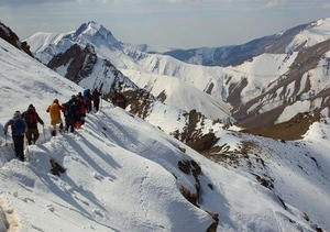 تور صعود قله تالون با ارتفاع 3300 متر در جاده امامزاده داود | ویژه جمعه