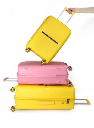 برای هزارو یک سفر، فقط یه بار چمدون بخر! | فروش چمدان میکالند